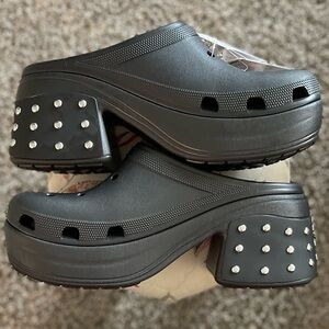 SOLD- Crocs Black Platform Siren Studded Clogs Size 12